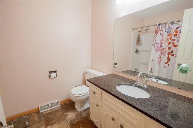 $249,900 | 706 West 16th Street, Maryville, MO 64468