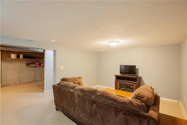 $249,900 | 706 West 16th Street, Maryville, MO 64468