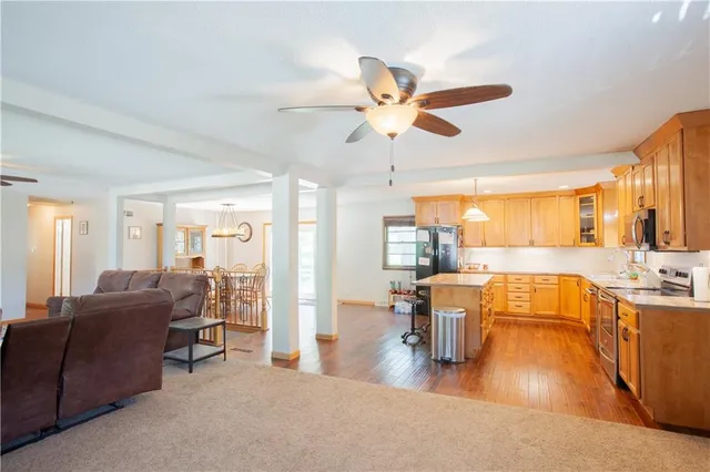 $249,900 | 706 West 16th Street, Maryville, MO 64468