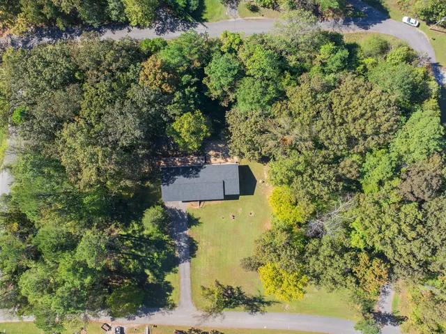 $330,000 | 326 Dogwood Drive, Decaturville, TN 38329