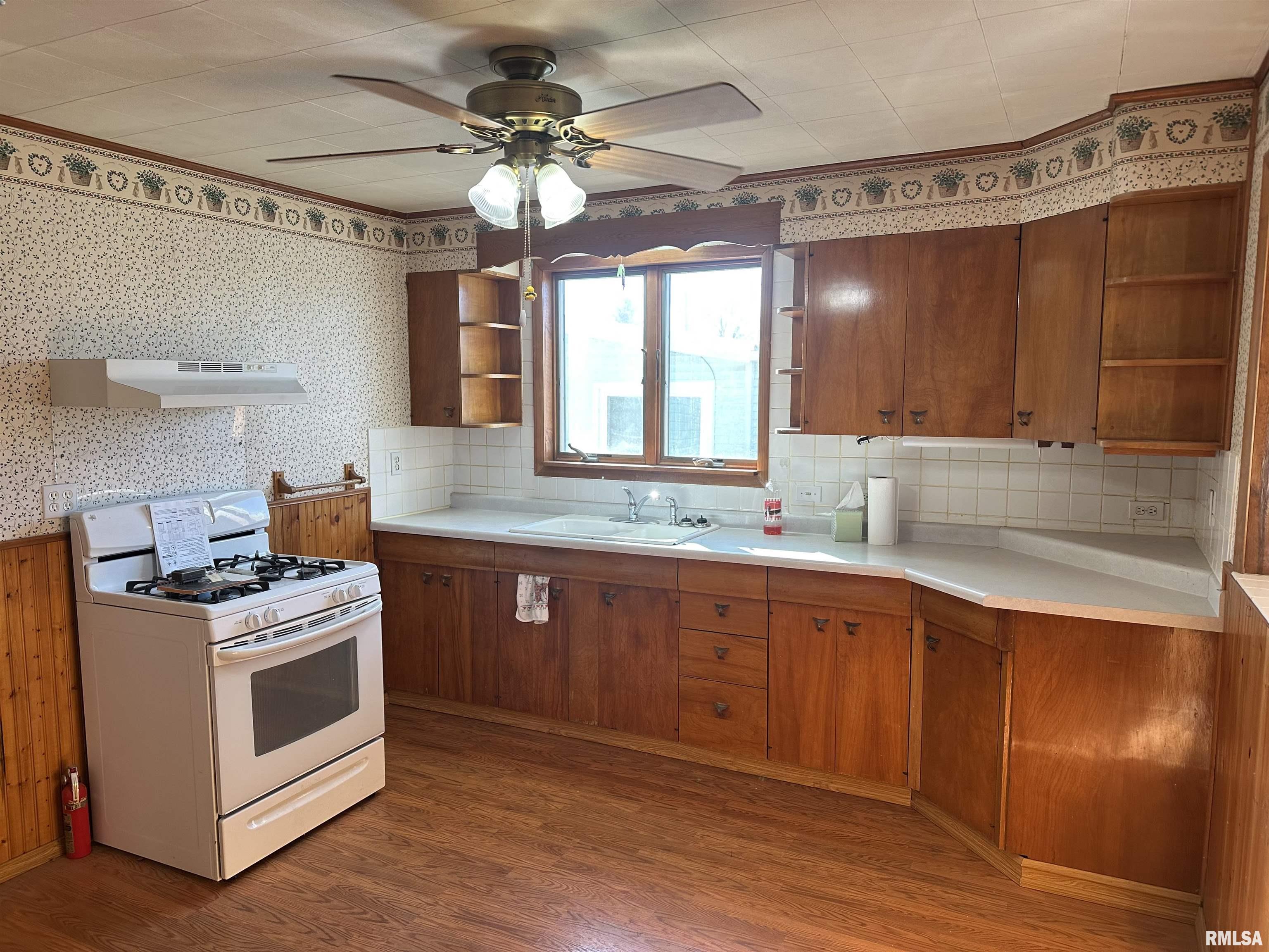 1515 North 16th Street Quincy, IL 62301 - Photo 5 of 15