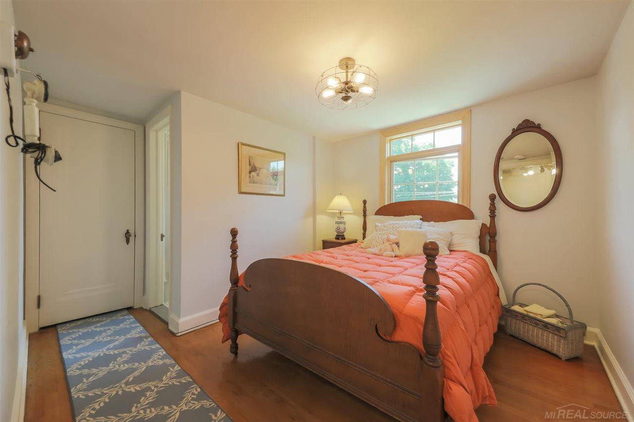 821 Trombley Road Grosse Pointe, MI 48230 - Photo 41 of 60 Third Floor Bedroom