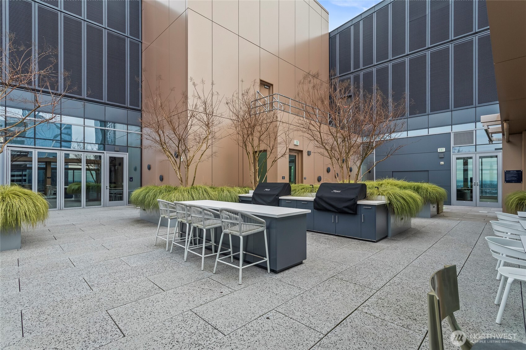 800 Columbia Street, Unit 703 Seattle, WA 98104 - Photo 23 of 37