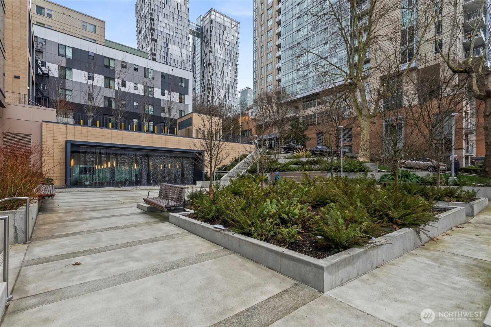 800 Columbia Street, Unit 703 Seattle, WA 98104 - Photo 36 of 37