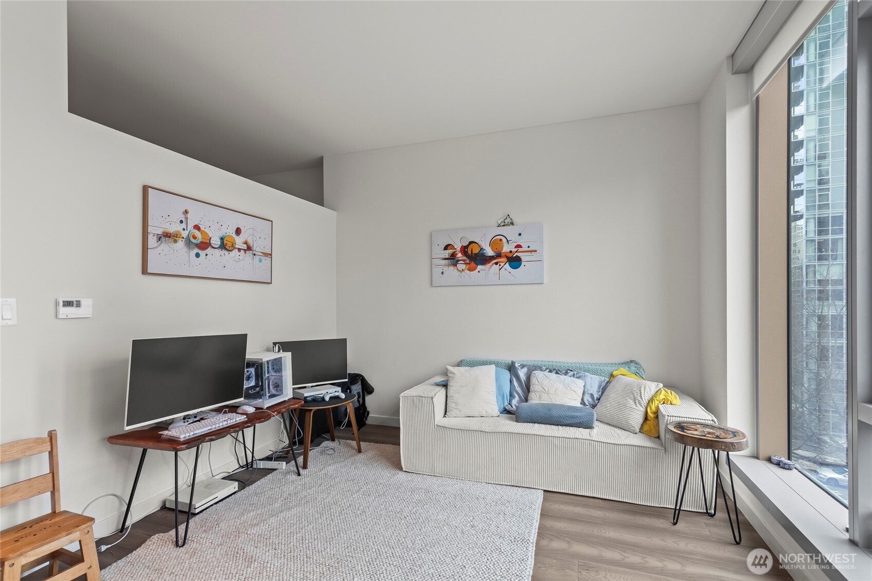 800 Columbia Street, Unit 703 Seattle, WA 98104 - Photo 9 of 37