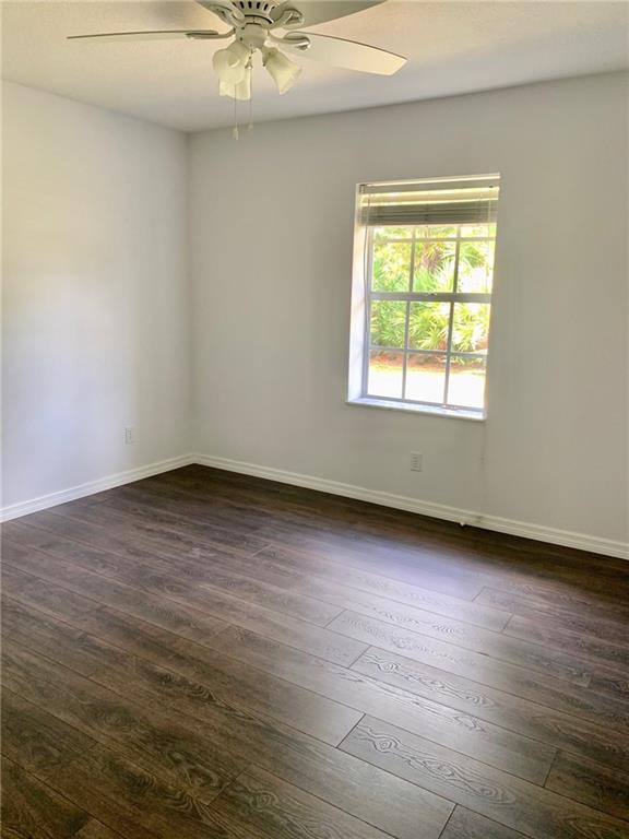 8901 Southwest Avocado Lane Stuart, FL 34997 - Photo 8 of 18 Gallery Image 8