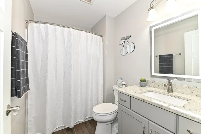 $499,900 | 317 Trailview Crossing, Unit 15, Waterford, WI 53185