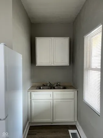 $700 | 1538 Unit A N Grant Avenue, Indianapolis, IN 46201