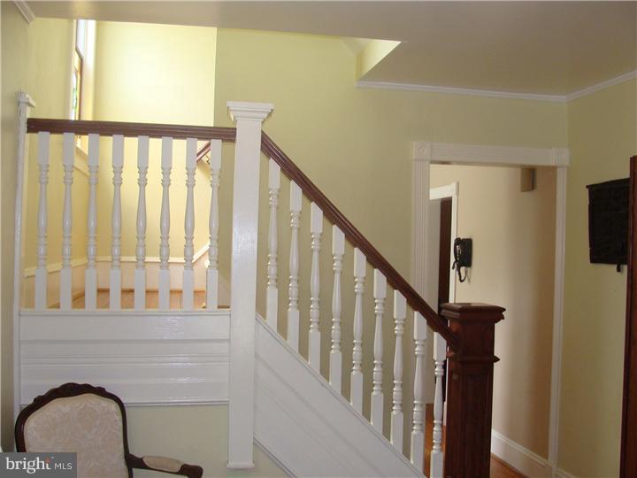 1025 Prospect Ridge Boulevard Haddon Heights, NJ 08035 - Photo 3 of 22 Foyer