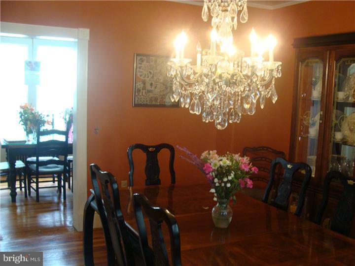 1025 Prospect Ridge Boulevard Haddon Heights, NJ 08035 - Photo 9 of 22 Dining Room