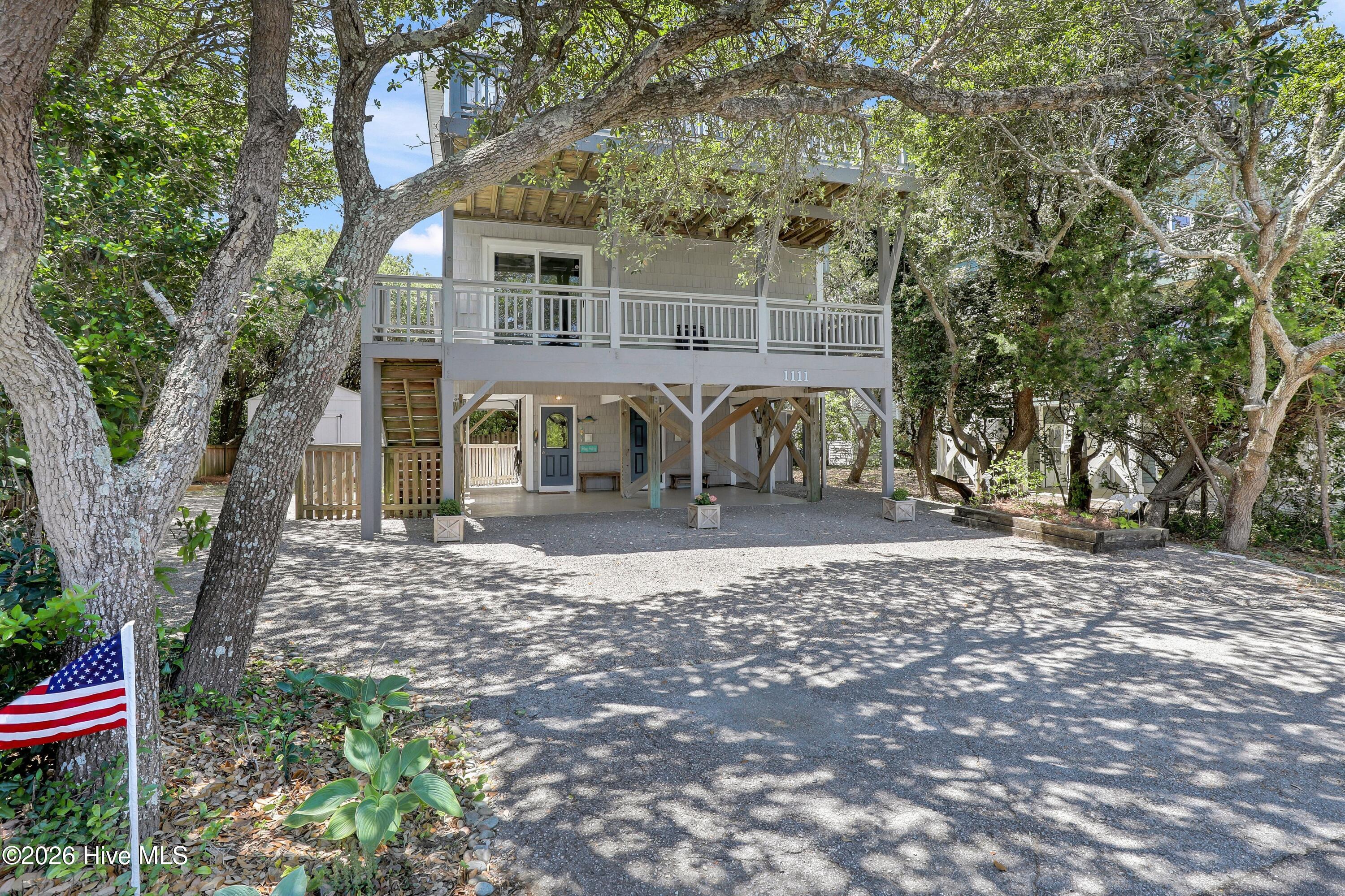 1111 Canady Avenue Topsail Beach, NC 28445 - Photo 1 of 33 001_6g8a9391_742