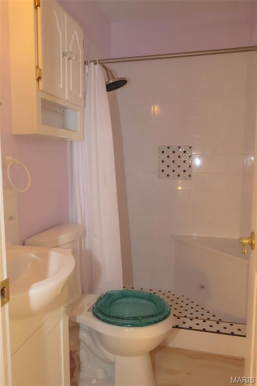 2111 Chatport Road Oakville, MO 63129 - Photo 12 of 39 Gallery Image 12