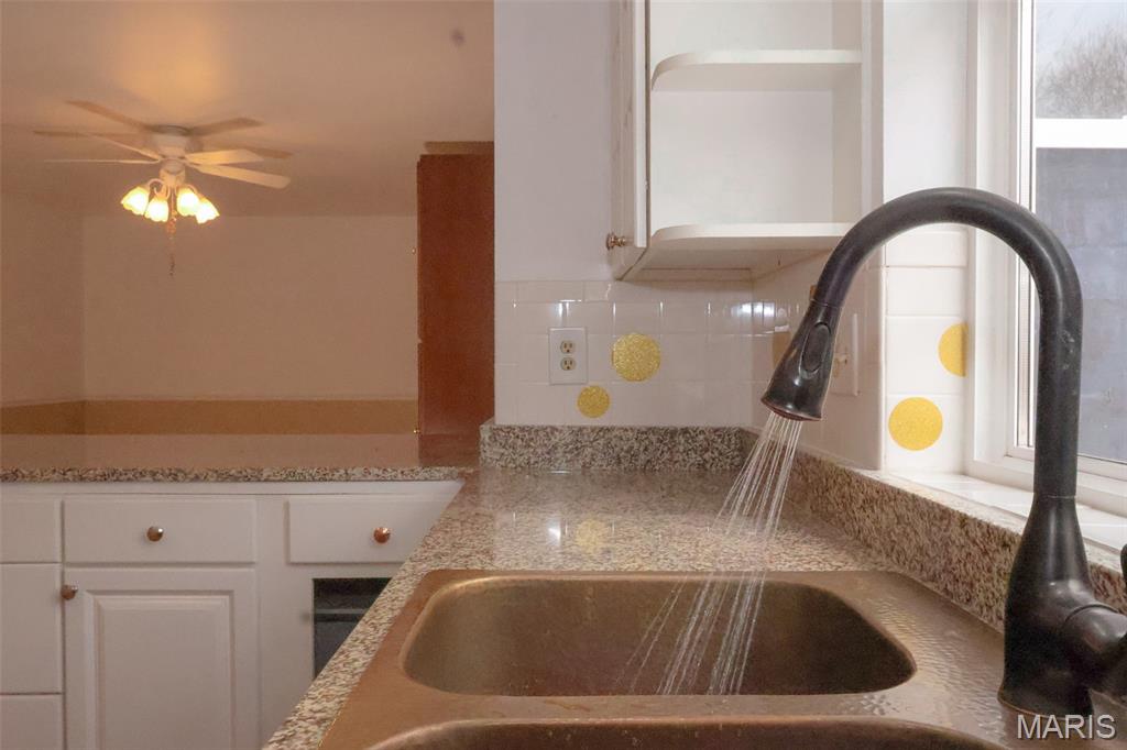 2111 Chatport Road Oakville, MO 63129 - Photo 16 of 39 Gallery Image 16