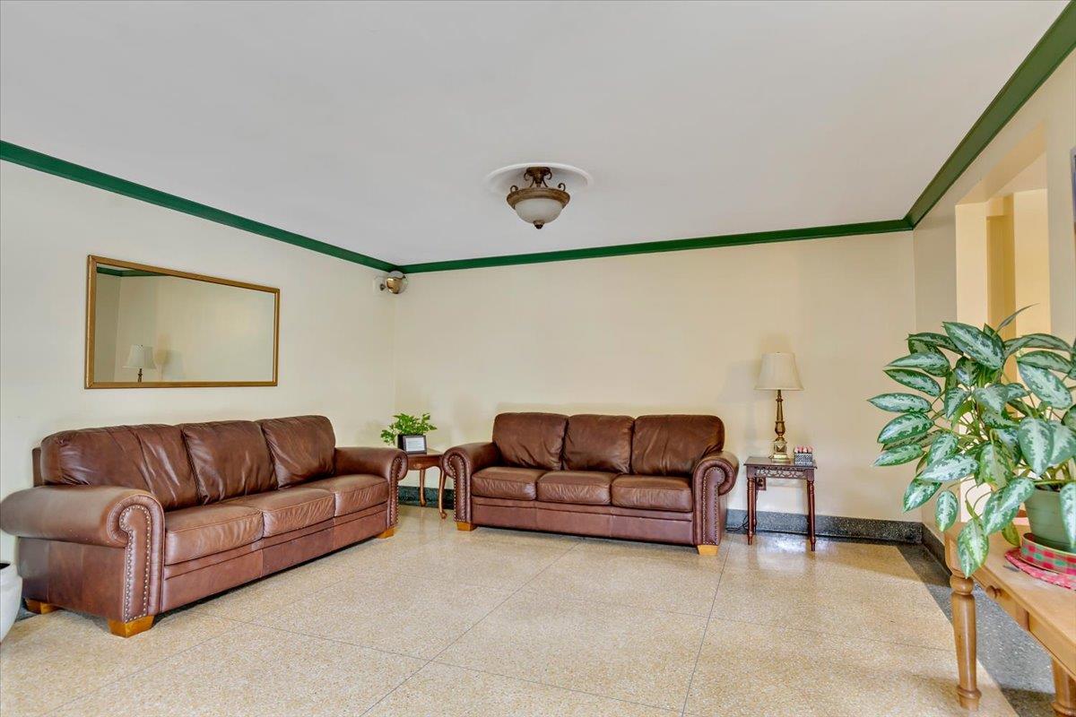 4265 Webster Avenue, Unit 7D Bronx, NY 10470 - Photo 2 of 14 a living room with furniture