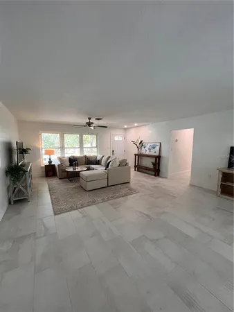 $3,450 | 2724 Monterey Street, Sarasota, FL 34231