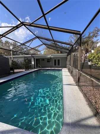 $3,450 | 2724 Monterey Street, Sarasota, FL 34231