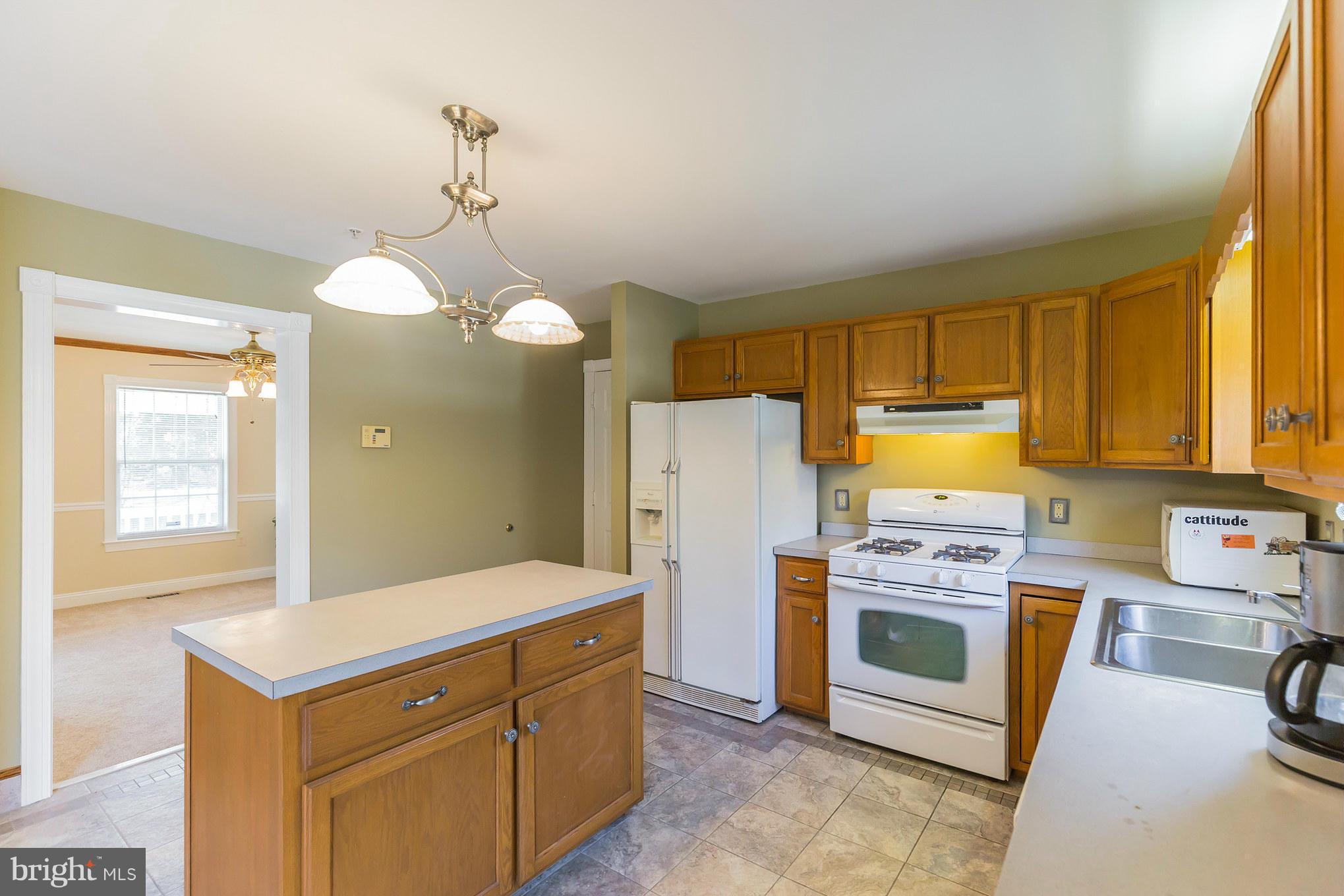 10900 Cross Rd Trail Brandywine, MD 20613 - Photo 6 of 28 Kitchen