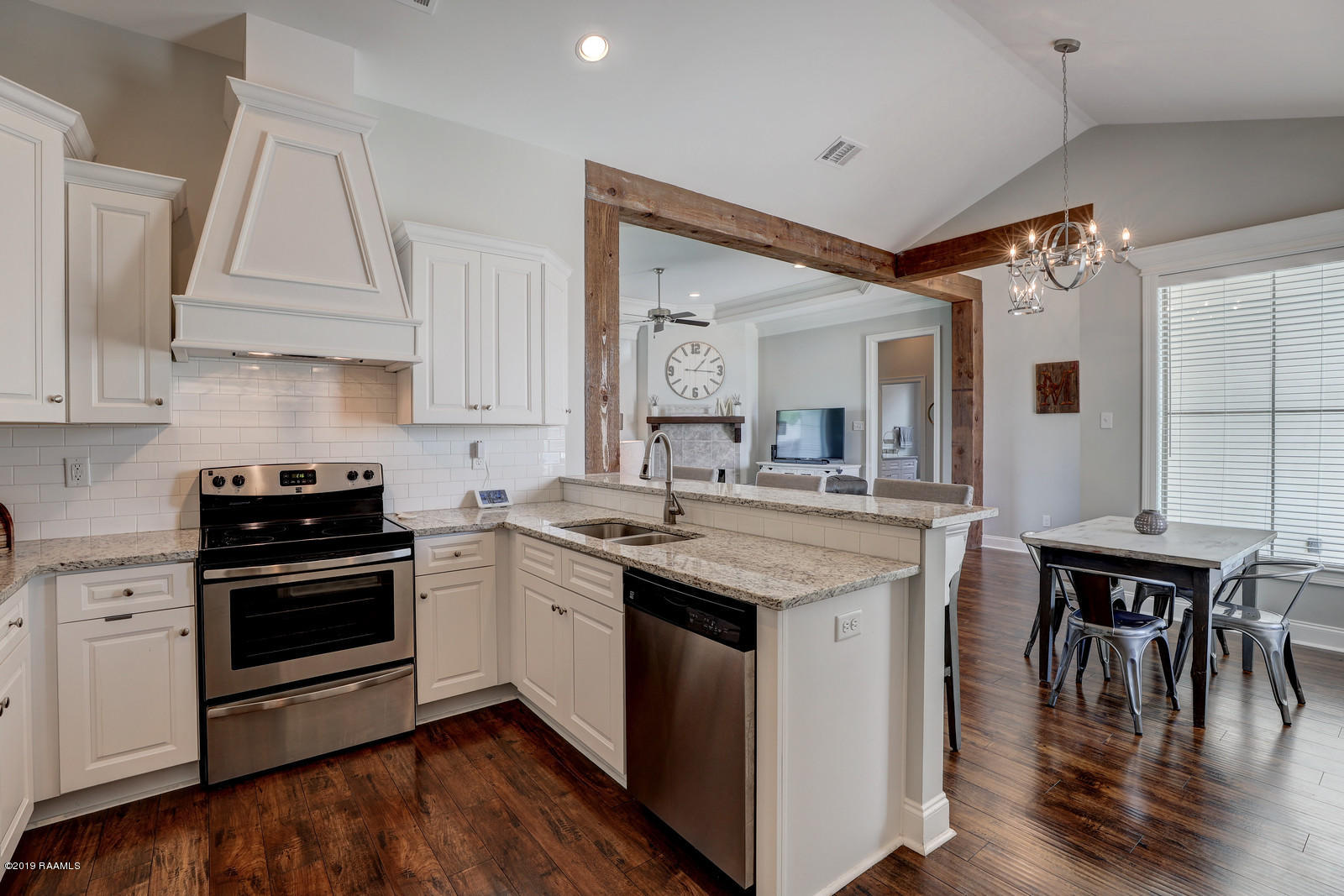 201 Sleepy Brook Road Lafayette, LA 70508 - Photo 8 of 20 Kitchen