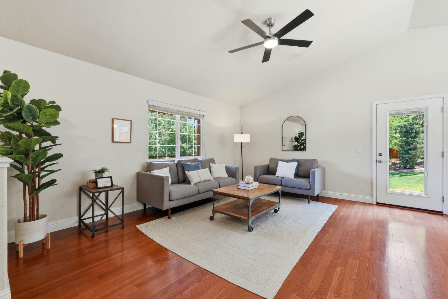 11187 Ball Road Grass Valley, CA 95949 - Photo 5 of 62