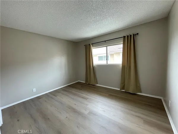 $2,300 | 326 West 9th Street, Unit B, Upland, CA 91786