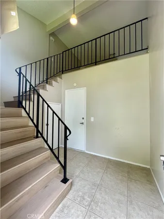 $2,300 | 326 West 9th Street, Unit B, Upland, CA 91786