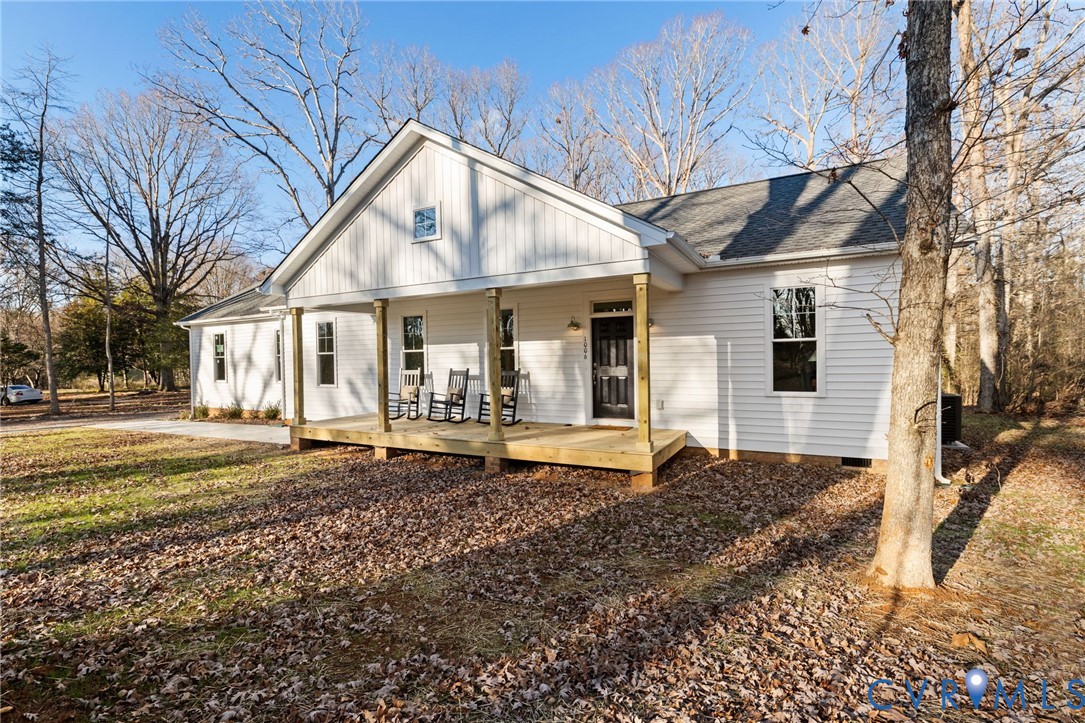 1006 Broad St Road Manakin-Sabot, VA 23103 - Photo 2 of 23 Gallery Image 2