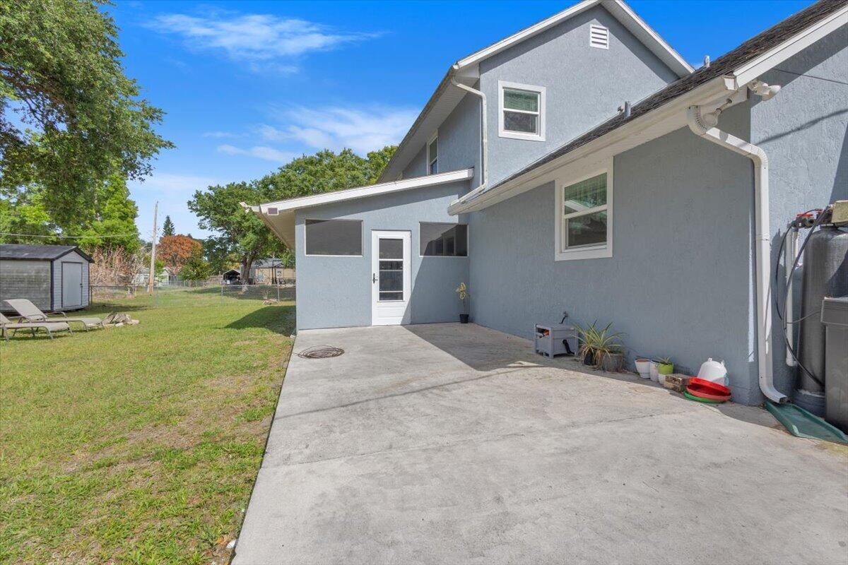 7202 Kenwood Road Fort Pierce, FL 34951 - Photo 20 of 25 Back Patio