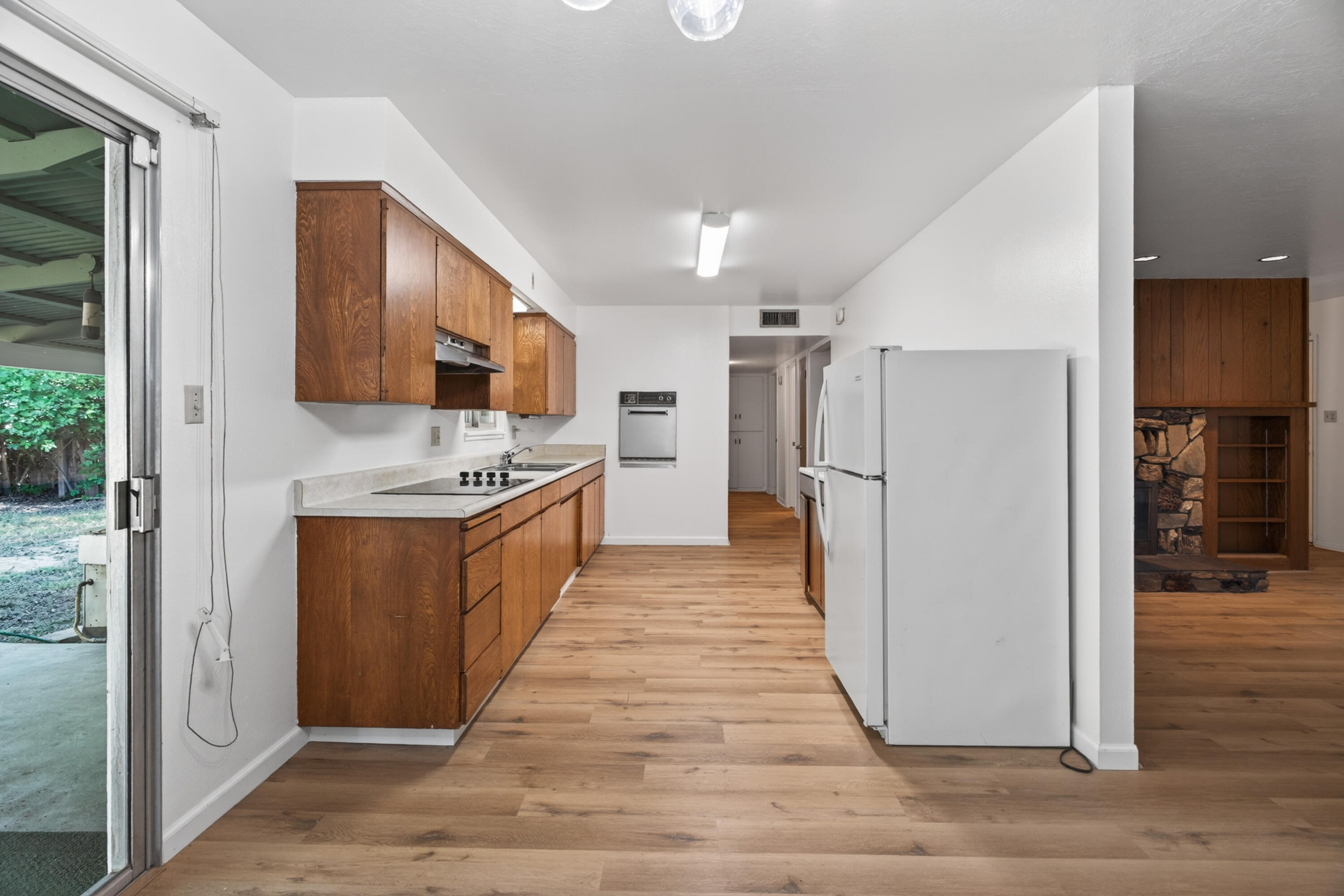 3274 Marmac Road Anderson, CA 96007 - Photo 11 of 31 Kitchen