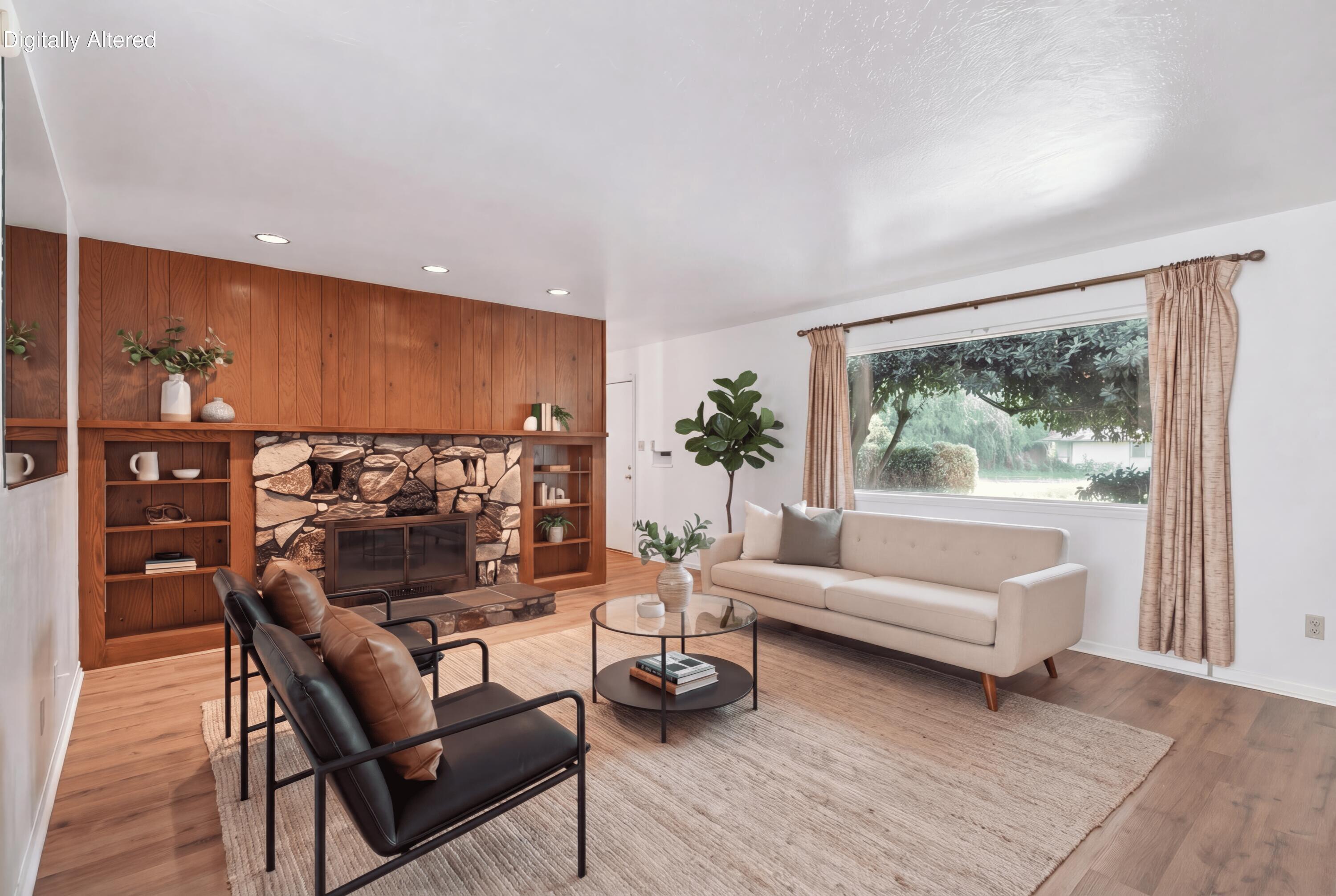 3274 Marmac Road Anderson, CA 96007 - Photo 5 of 31 Living Room