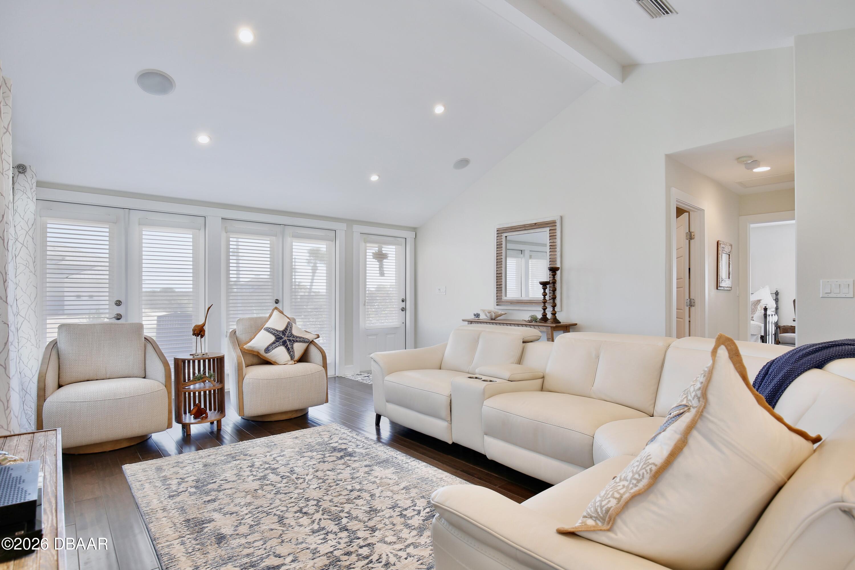 210 South Riverside Drive Edgewater, FL 32132 - Photo 15 of 96 15