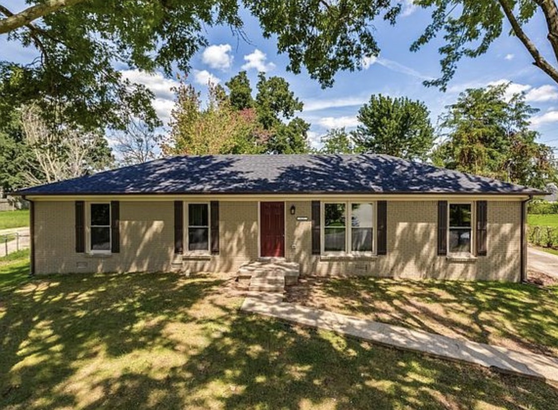 321 Carter Road Clarksville, TN 37042 - Photo 1 of 30 Gallery Image 1