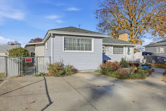 $289,999 | 1423 East Lacrosse Avenue, Spokane, WA 99207
