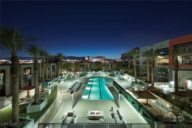 $2,850 | 353 East Bonneville Avenue, Unit 525, Las Vegas, NV 89101