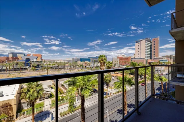 $2,850 | 353 East Bonneville Avenue, Unit 525, Las Vegas, NV 89101