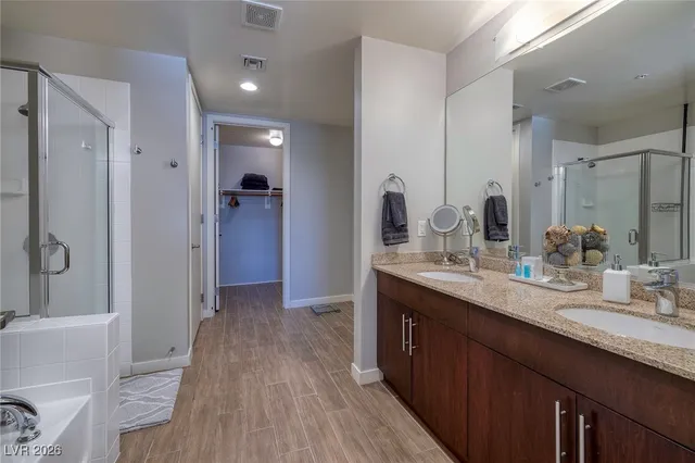 $2,850 | 353 East Bonneville Avenue, Unit 525, Las Vegas, NV 89101
