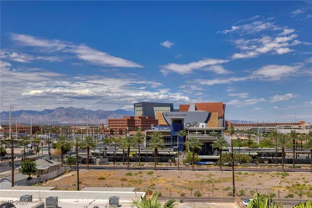 $2,850 | 353 East Bonneville Avenue, Unit 525, Las Vegas, NV 89101