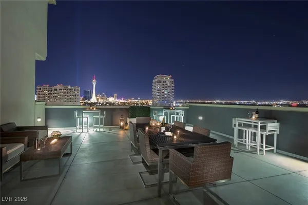 $2,850 | 353 East Bonneville Avenue, Unit 525, Las Vegas, NV 89101