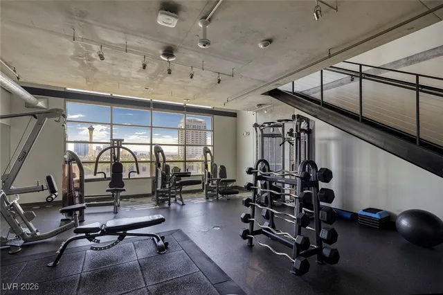 $2,850 | 353 East Bonneville Avenue, Unit 525, Las Vegas, NV 89101