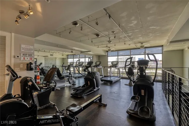 $2,850 | 353 East Bonneville Avenue, Unit 525, Las Vegas, NV 89101