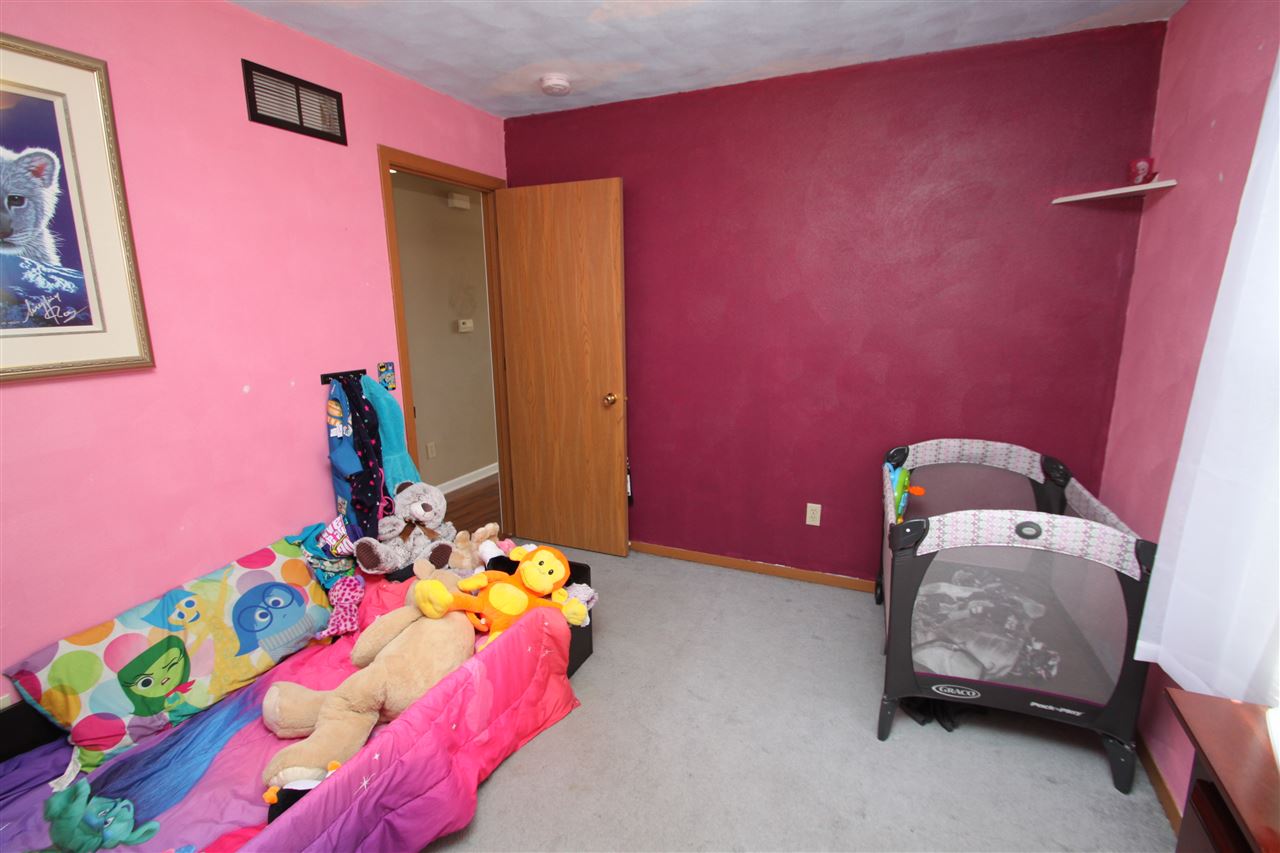 3983 Linden Road Rockford, IL 61109 - Photo 11 of 19 Gallery Image 11