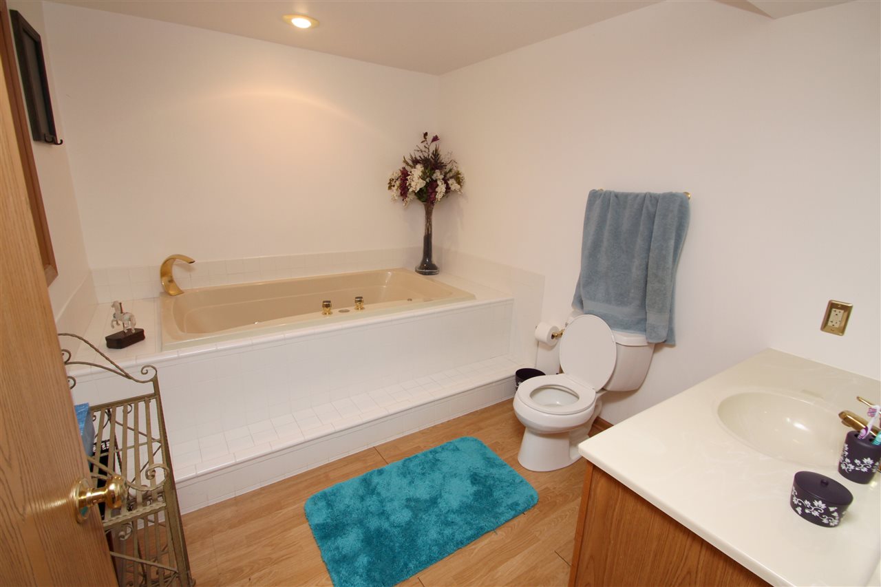 3983 Linden Road Rockford, IL 61109 - Photo 15 of 19 Gallery Image 15