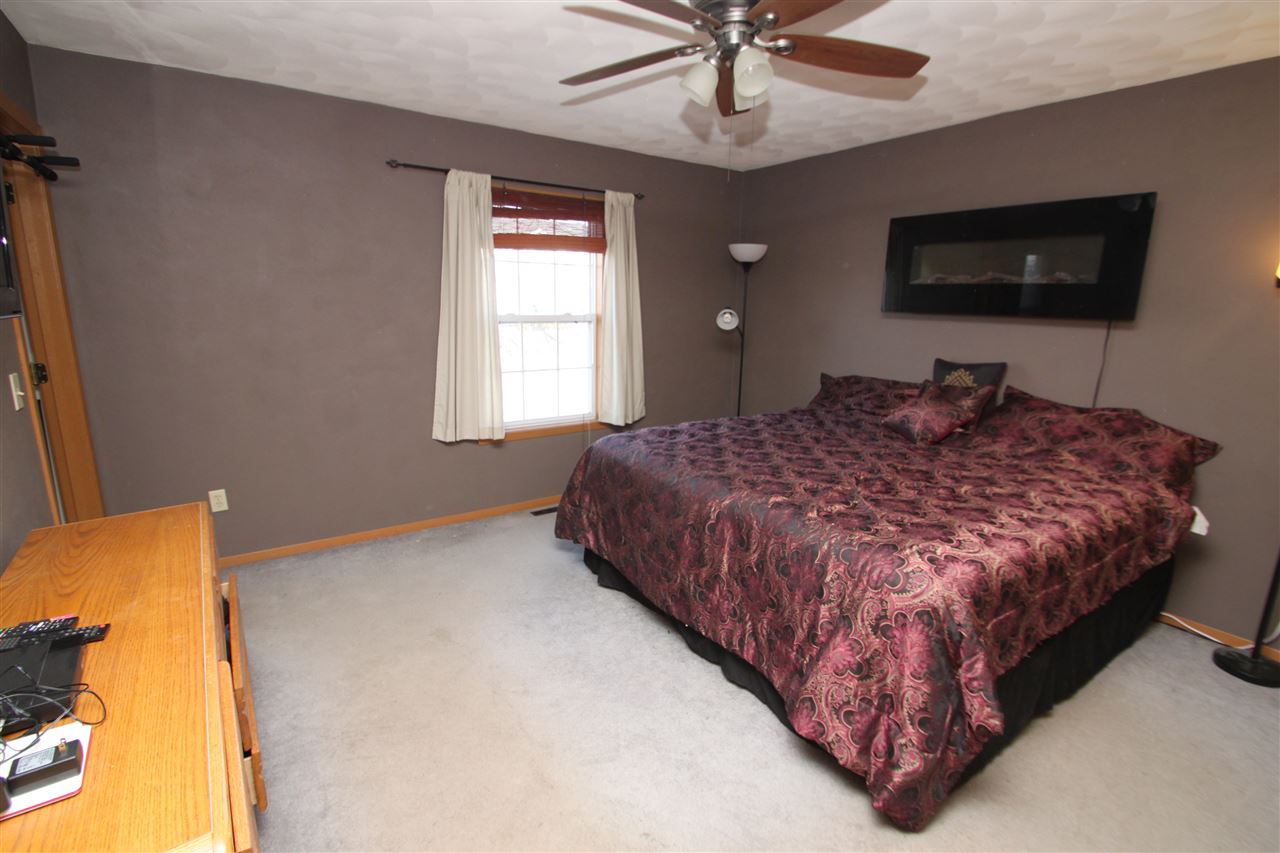 3983 Linden Road Rockford, IL 61109 - Photo 8 of 19 Gallery Image 8