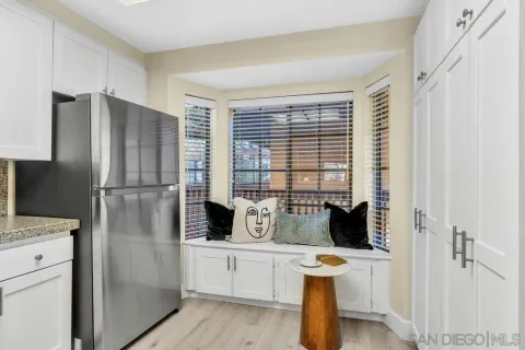 $949,000 | 8870 Villa La Jolla Drive, Unit 205, La Jolla, CA 92037