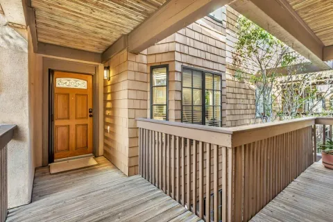 $949,000 | 8870 Villa La Jolla Drive, Unit 205, La Jolla, CA 92037