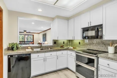 $949,000 | 8870 Villa La Jolla Drive, Unit 205, La Jolla, CA 92037