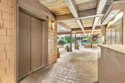$949,000 | 8870 Villa La Jolla Drive, Unit 205, La Jolla, CA 92037