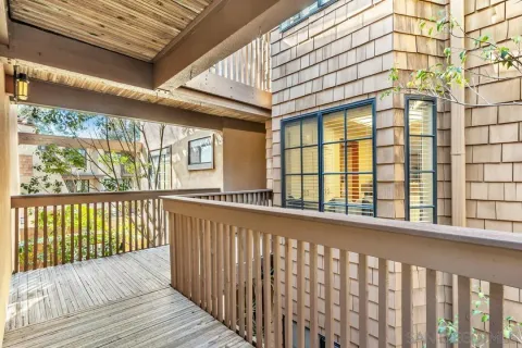 $949,000 | 8870 Villa La Jolla Drive, Unit 205, La Jolla, CA 92037