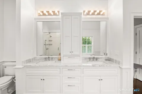$3,250,000 | 19 Thomasina Lane, Darien, CT 06820