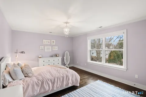 $3,250,000 | 19 Thomasina Lane, Darien, CT 06820