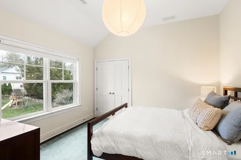 $3,250,000 | 19 Thomasina Lane, Darien, CT 06820